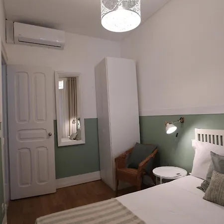 Daire Giraffe House *