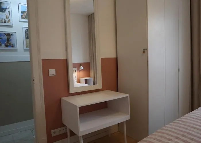 Giraffe House Apartment *