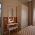 Apartment Giraffe House
